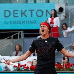  兹维列夫大师赛折桂重返巅峰