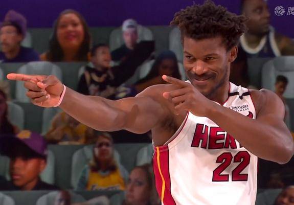  热火全队多点开花战胜公牛队