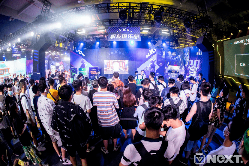  电竞赛事火爆开启全民竞技热潮