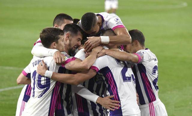  曼联年轻阵容遇挫，客场不敌传统劲旅  