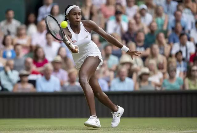  高芙青春风暴席卷赛场横扫前辈名将